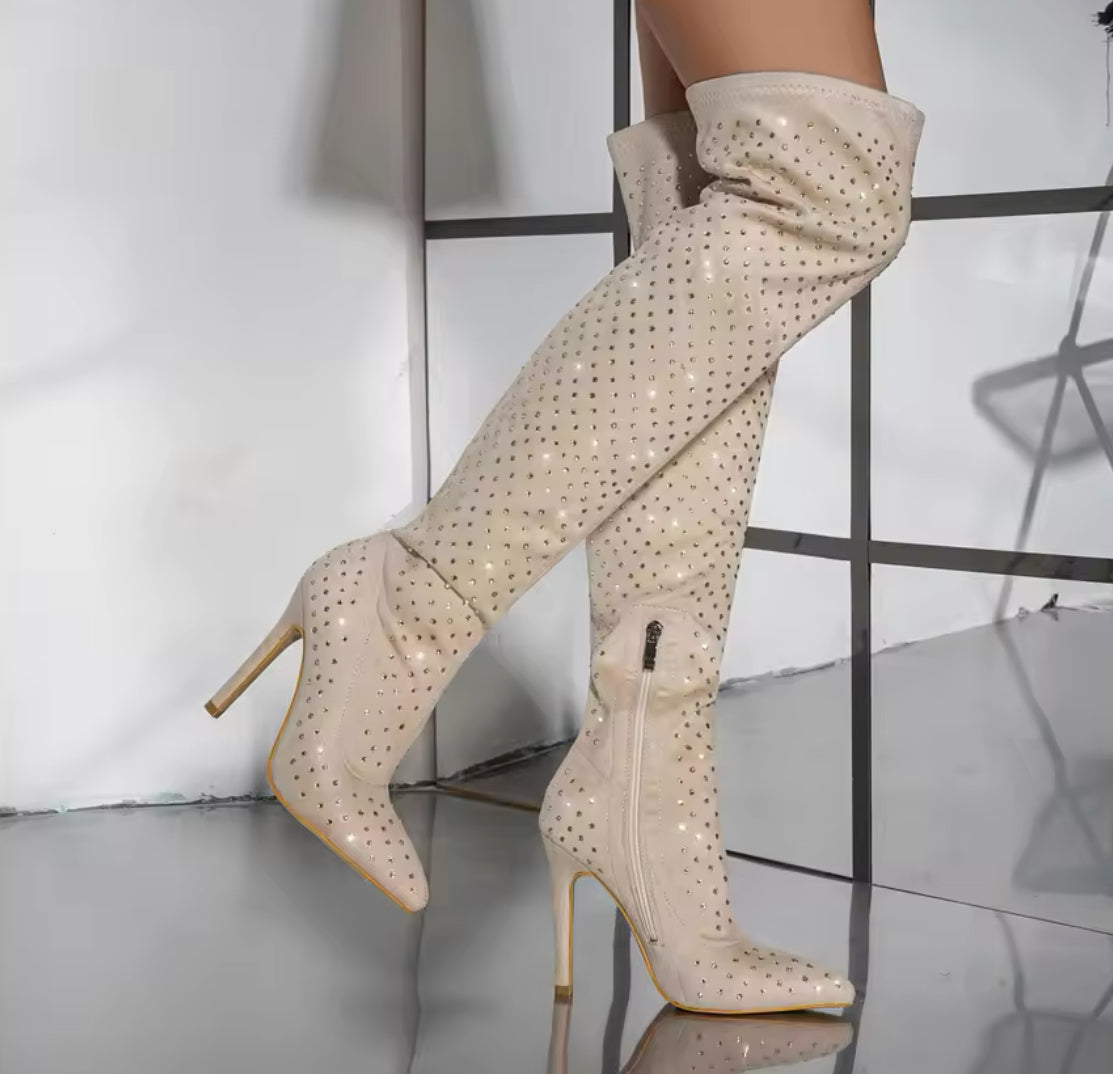 Overleg Classy Heels