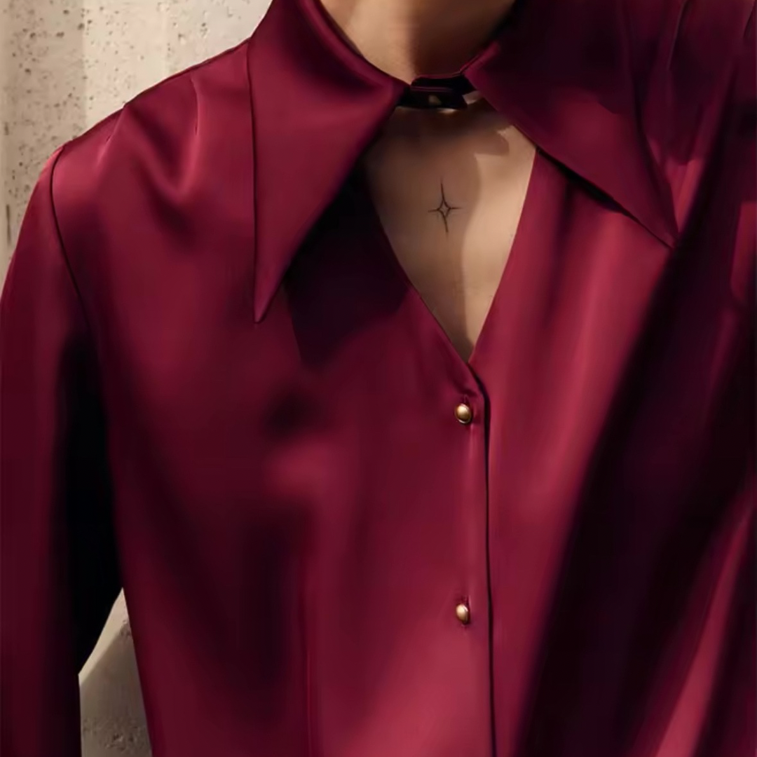 Royal Ruby Bluse