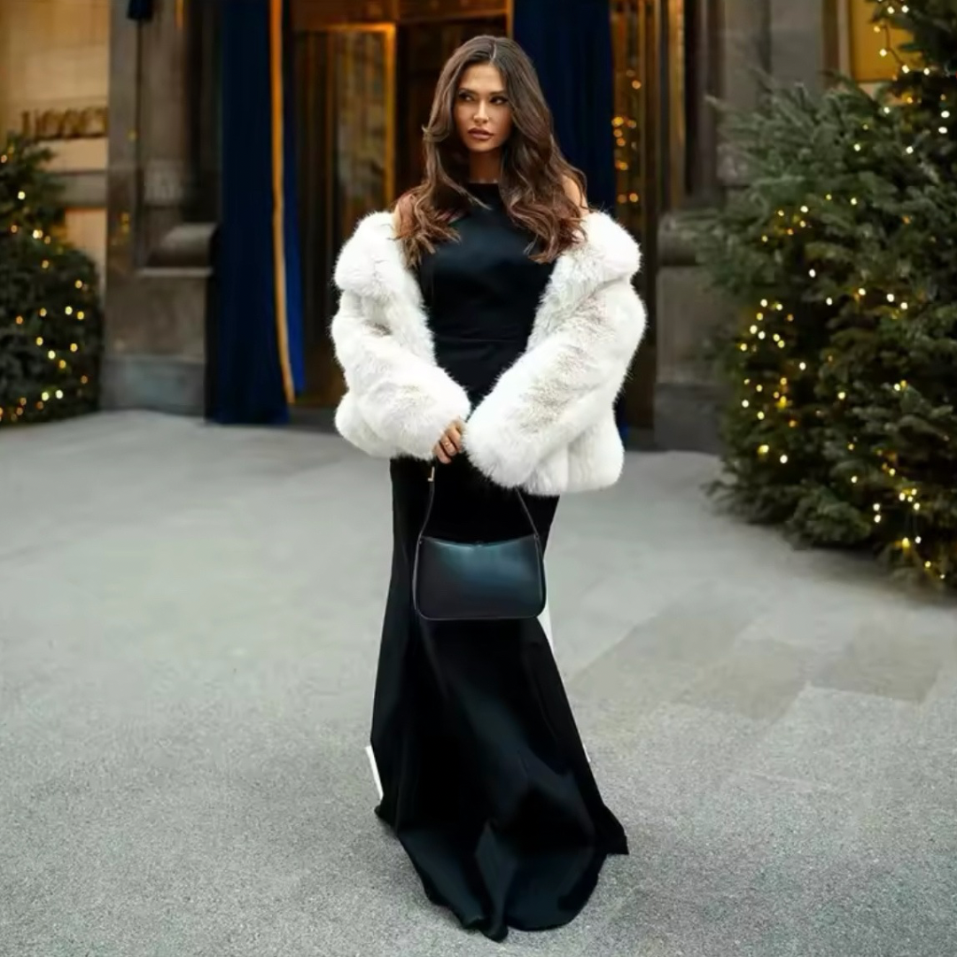 Noir Luxus Dress